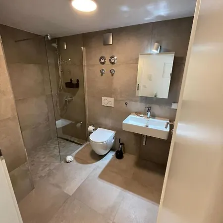 Casa Hintze Ii- 2 Zimmerwohnung 5 Minuten Zu Fuss In Innenstadt Und Nahe Der Berge Apartmán Kempten