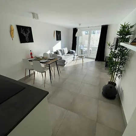 Casa Hintze Ii- 2 Zimmerwohnung 5 Minuten Zu Fuss In Innenstadt Und Nahe Der Berge