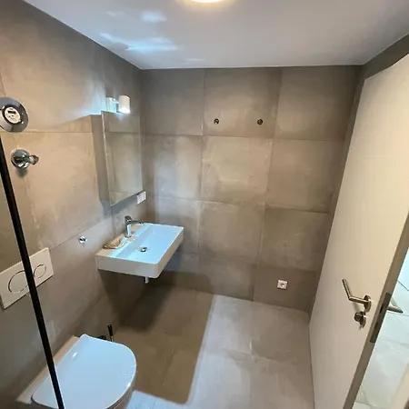 Casa Hintze Ii- 2 Zimmerwohnung 5 Minuten Zu Fuss In Innenstadt Und Nahe Der Berge *
